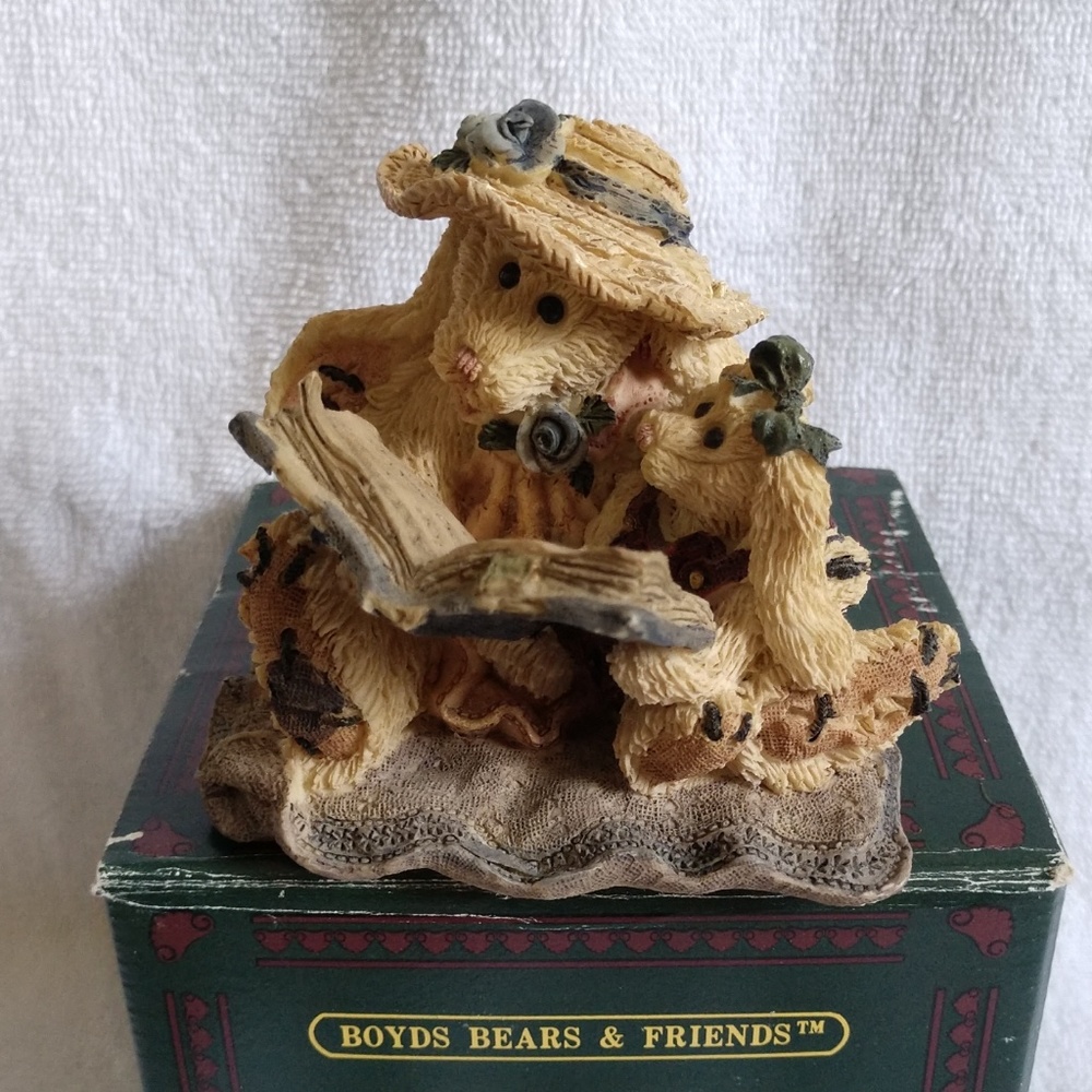 Boyds Bears & Friends